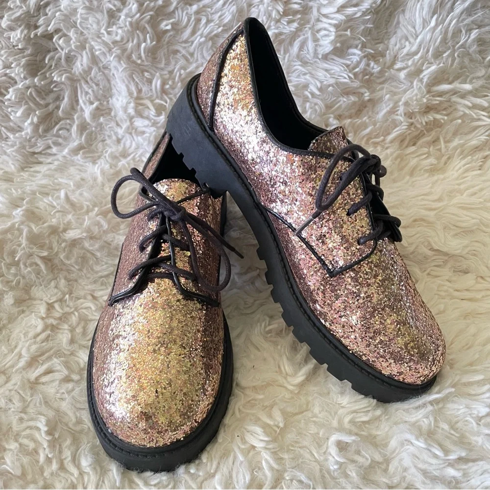 Divided Gold Glitter tie Oxford. Lug sole. Sz40 - Picture 7 of 14